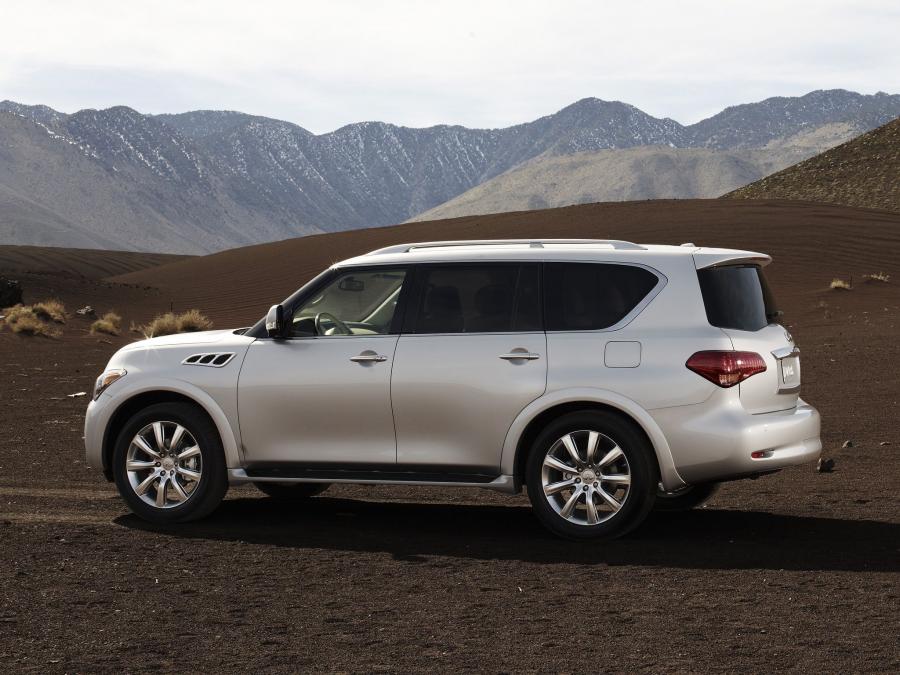  Infiniti QX56 2010 года  (фото 2 из 24)